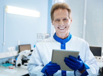 科学家,青年人,拿着,快乐,药丸,半身像,化学家,基因组学,制服,实验室