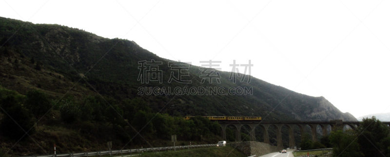 火车,黄色,旅游目的地,水平画幅,地形,主干路,全景,陆用车,旅行者,阿马里罗