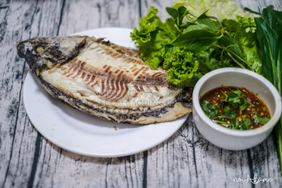 格子烤肉,清新,酱汁,食盐,鱼类,海产,咬过,蔬菜,热,泰国食品