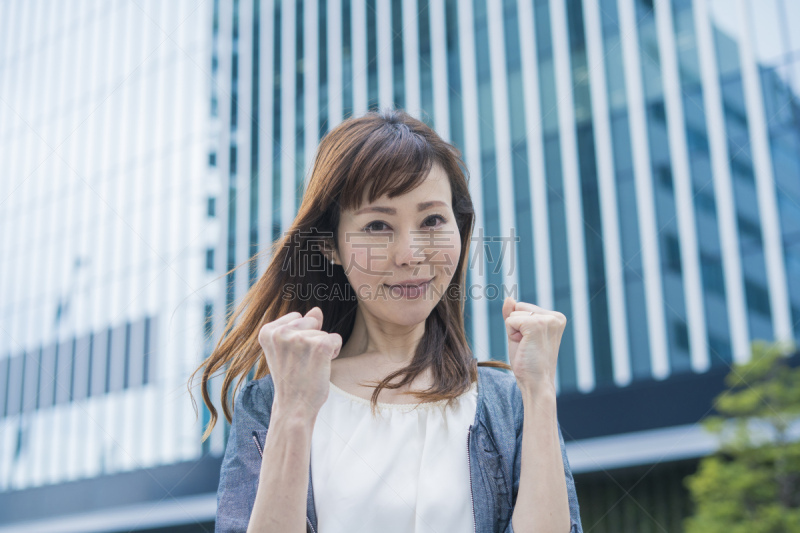 女商人,注视镜头,商务,专业人员,结论,仅日本人,肖像,一个人,远程工作,工作母亲