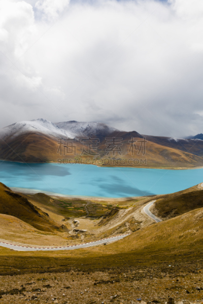 湖,羊卓雍措,yamdrok yamtso,青藏高原,垂直画幅,水,天空,褐色,雪,无人