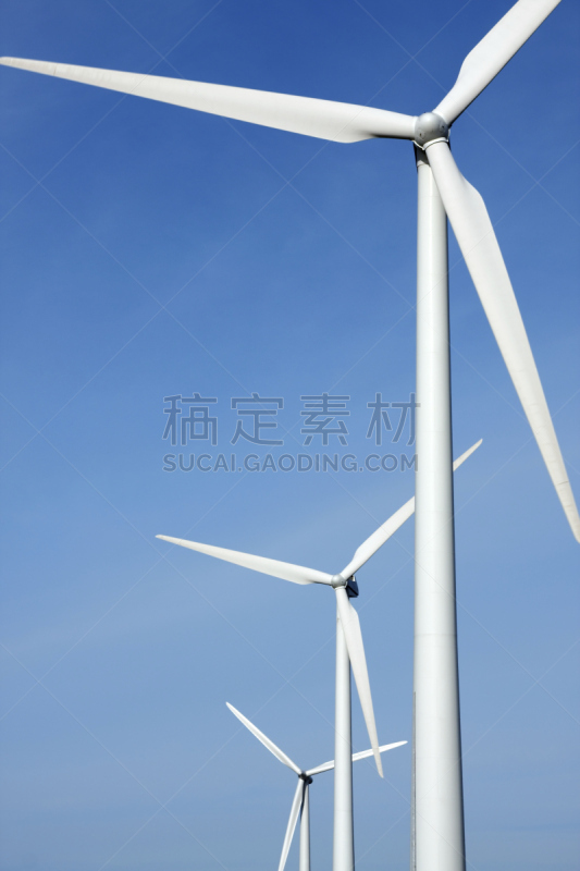 成一排,风轮机,三个物体,风标,垂直画幅,正面视角,天空,风,风力,能源