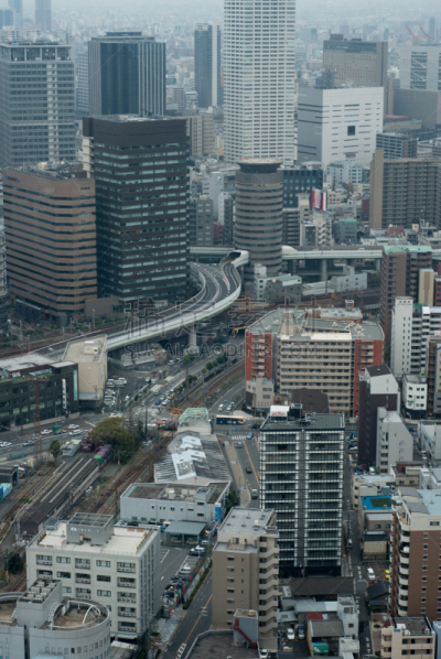 日本,都市风景,大阪府,亚洲,公共交通,城市生活,白昼,垂直画幅,摩天大楼,图像
