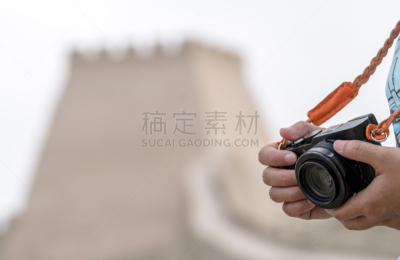 过去,相机,在下面,手牵手,新闻记者,水平画幅,古老的,夏天,户外