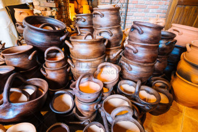 车间,陶瓷工艺品,水壶,陶工旋盘,杯,珊瑚色,花盆,餐具,肮脏的,广口瓶