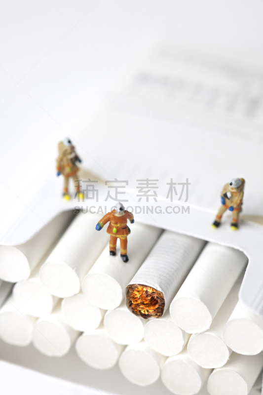 小的,白色背景,消防员,香烟,健康保健,一个物体,背景分离,玩具,尼古丁,停止标志