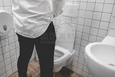 卫生间,浴室,前面,背面视角,男商人,舒服,仅男人,仅一个男人,泰国,建筑