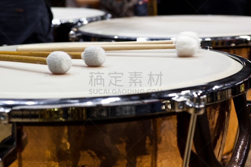 特写,定音鼓,管弦乐队,两个物体,人种,设备用品,音乐人,打击器,古典音乐会,低音乐器