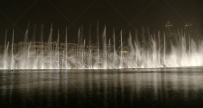 喷泉,迪拜,阿拉伯联合酋长国,音乐,名声,水平画幅,夜晚,符号,曙暮光,户外