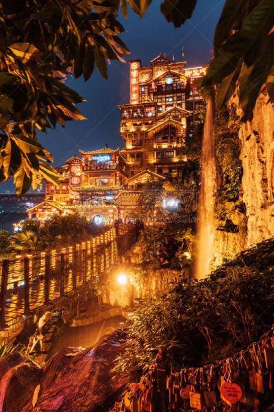 远古的,重庆,洪崖洞,灯笼,黄昏,复古风格,户外,建筑,洞穴,市区
