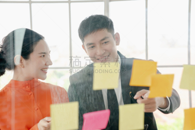 办公室,脑风暴,男商人,青年女人,专业人员,策略,导演,泰国,商业金融和工业,商务策略