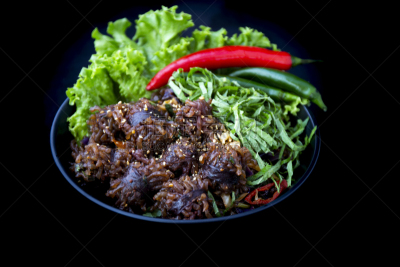 朝鲜半岛,香肠,韩国食物,烟熏食品,酱汁,绿辣椒,猪,葱,自制的,乡村风格