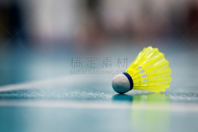 羽毛球,毽子,黄色,老年男人,事件,运动,网球运动,技能,现代,设备用品