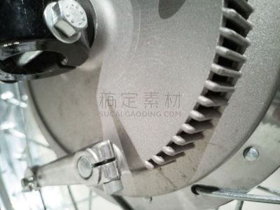 摩托车,特写,专业人员,仅男人,圆柱体,骑士茄克,仅一个男人,自行车,汽车修理间,合金