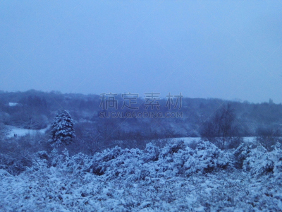 夜晚,十二月,2017年,扫雪车,寒冷,水平画幅,雪,无人,路,城市天际线