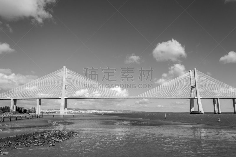 瓦斯科·达·伽马大桥,里斯本,斜拉桥,云景,风,交通,长的,云,迅速,交通堵塞