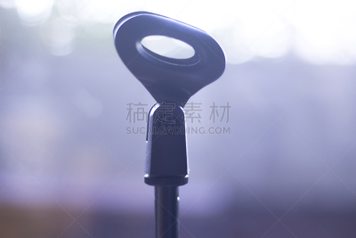 传声器架,麦克风,录音棚,水平画幅,设备用品,无人,音乐器具,交流,摄影