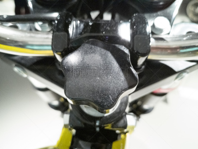 摩托车,特写,专业人员,仅男人,圆柱体,骑士茄克,仅一个男人,自行车,汽车修理间,合金
