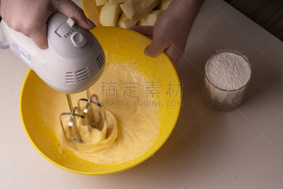 成分,碗,黄色,电动搅拌器,女人,肉馅饼,平衡折角灯,清新,蛋糕,食品