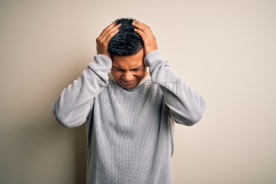 白色背景,休闲装,痛苦,男人,发狂的,毛衣,男性美,青年人,站