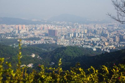 都市风景,山,广东省,广州,雾,白昼,夏天,珠江新城,白色