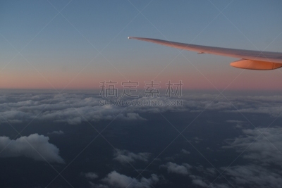 云,飞机,窗户,天空,机翼,在下面,光,戏剧性的天空,看风景,日落