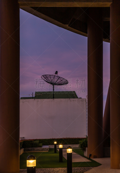 卫星天线,天空,蓝色,背景,黑色