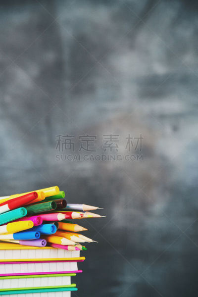 铅笔,色彩鲜艳,黑板,水笔,风化的,毡尖笔,事件,多样,设备用品,学校用品