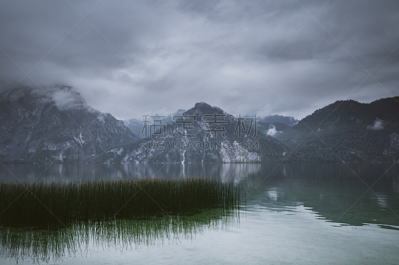 特劳恩湖,灰色,云,奥地利,海岸线,湖,岩石,户外,天空,阶调图片