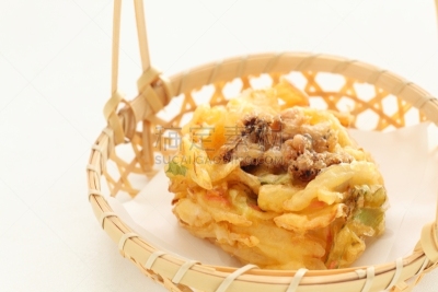 天麸罗,日本食品,舞茸蘑菇,蔬菜,篮子,白色背景,炸制食物,食品,室内,图像