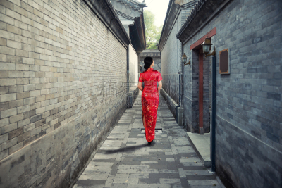 古老的,旗袍,乡村,亚洲,北京,青年女人,水平画幅,传统,砖墙,旅行者