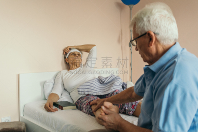 问题,老年男人,真实的人,健康保健,丈夫,婚姻,妻子,异性恋,床,女人