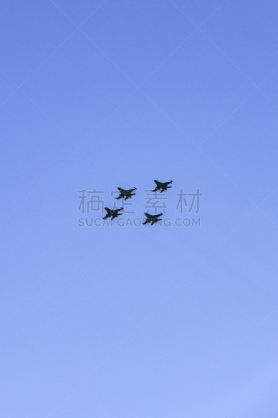 编队飞行,垂直画幅,飞行员,天空,风,超音速飞机,职权,半空中,蝰蛇