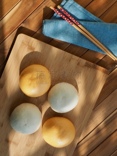 中式小笼包,东方食品,比萨饼,菜豆,涂油烤肉,塞满了的,垂直画幅,韩国食物,面包,白色