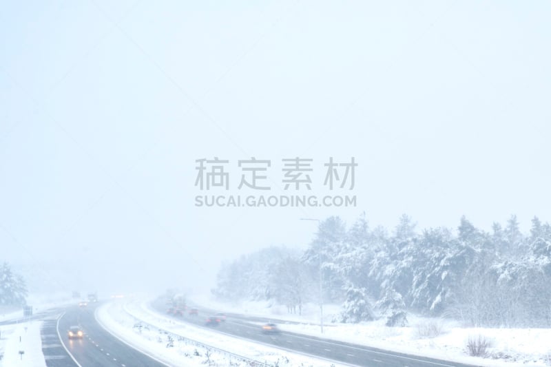 交通,公路,大风雪,冬天,寒冷,旅途,卡车,汽车,环境,半挂式卡车