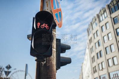 自行车,行人,红绿灯,红松,布达佩斯,在活动中,脚踏车,照明设备,匈牙利
