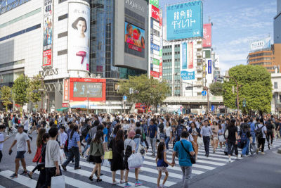 日本,东京,涉谷岔口,在活动中,运动,仅日本人,商业金融和工业,日本人,行人