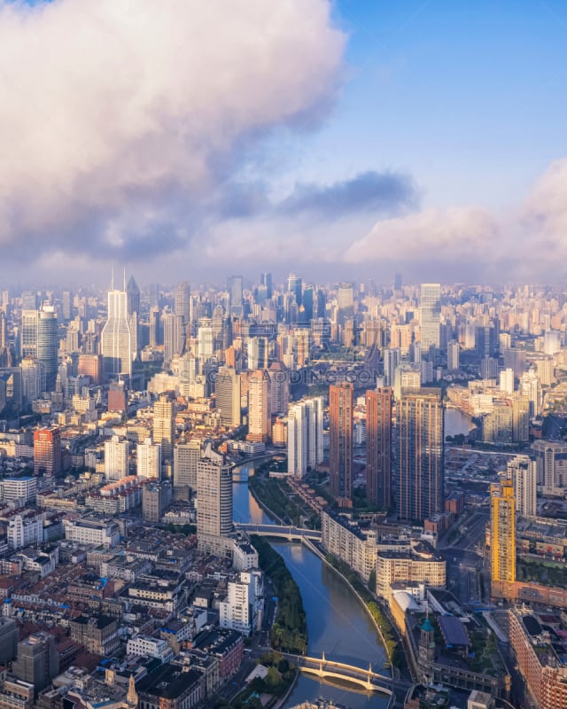 上海,航拍视角,全景,云景,云,现代,色彩鲜艳,色彩饱和,河流,户外