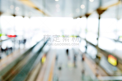 车站,乘客,地铁月台,前景聚焦,商务,高速列车,无法辨认的人,行李,交通,运输大楼