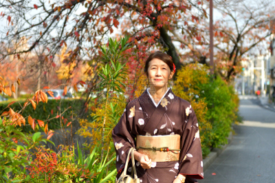 和服,女人,京都府,日本人,秋天,街道,中老年女人,仅日本人,仅一个中老年女人,一个人