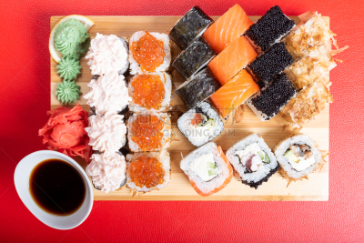 三文鱼,飞鱼,磷虾,红鱼子酱,菜单,日本食品,米,生鱼片寿司,鱼类,白色