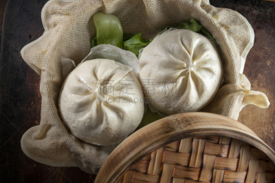 中式小笼包,小圆面包,两个物体,食品,蒸菜,中国食品,蒸锅,芜菁,自制的,2018