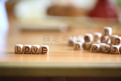 纵横字谜,超现实主义的,休闲游戏,厚木板,信函,浪漫,大写字母,立方体形状,艺术品,想法