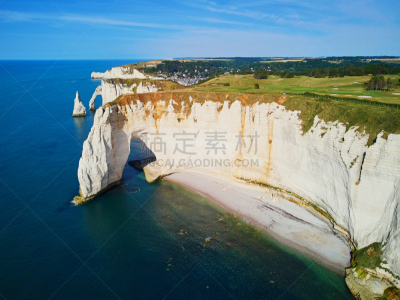 法国,诺曼底,诺曼底埃特塔尔海滩,全景,自然拱,白垩,悬崖,地形,白色