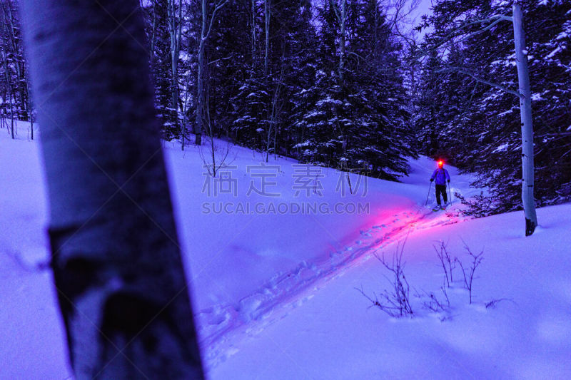 夜晚,头灯,滑雪运动,非都市风光,科罗拉多州,屈膝旋转滑雪,风景,黄昏,冬天,图像