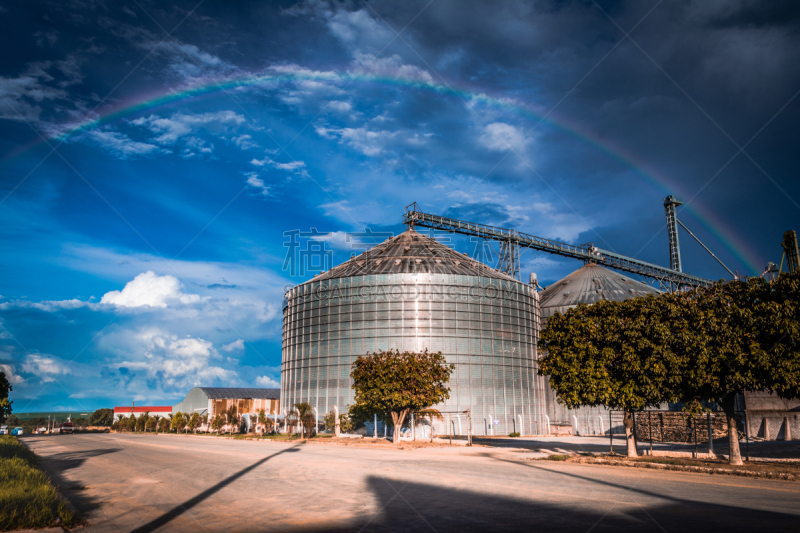 Silo de Grãos para fazendas, localizada no centro da cidade de Lucas do Rio Verde, Mato Grosso, MT, Brasil.