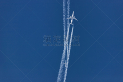 两个物体,天空,反差,飞机坠落,商务,旅途,交通,迅速,飞机,高处