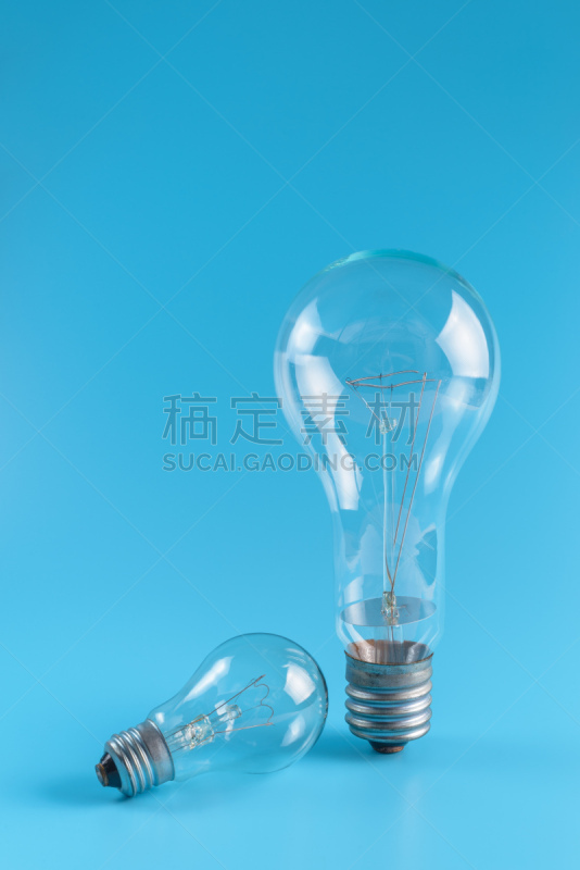 小的,蓝色背景,巨大的,简单,垂直画幅,留白,领导能力,灵感,能源,智慧