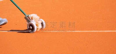 成一排,粘土,网球场,周末活动,线条,运动,网球运动,扫毯器,橙色,设备用品