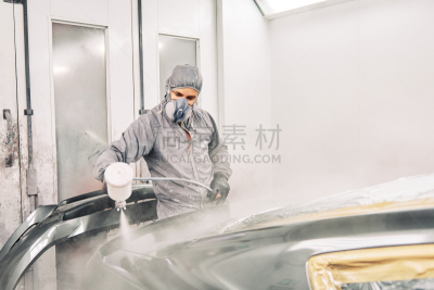 汽车,男人,专业人员,35岁到39岁,汽车部件,仅男人,一个人,仅一个男人,涂料,仅一个中年男人